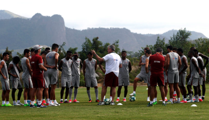 Abel lembra sua passagem pelo Flamengo, então ainda distante de sua situação atual, com estrutura e CT