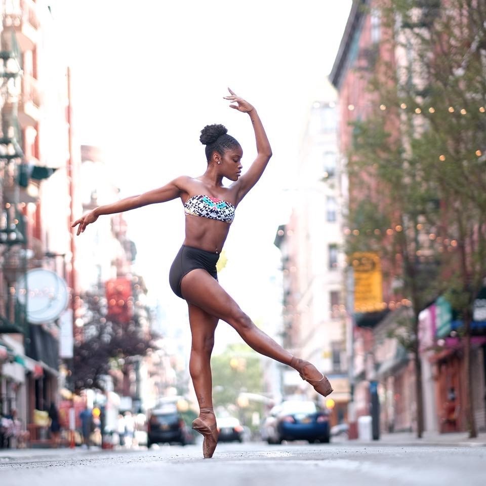 A jovem de 28 anos é a primeira brasileira negra do Dance Theatre of Harlem