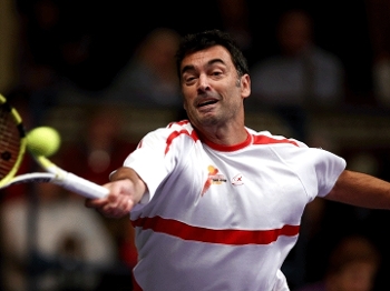 O espanhol sergi Bruguera, bi em Roland Garros, treina o francês Richard Gasquet O espanhol sergi Bruguera, bi em Roland Garros, treina o francês Richard Gasquet