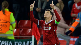 Coutinho faz hat-trick, Liverpool massacra Spartak e garante liderança; Ganso marca e Sevilla vai às oitavas Phillipe Coutinho foi o grande nome do Liverpool