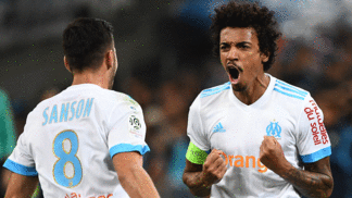 Olympique busca classificação; Milan e Arsenal também jogam Luiz Gustavo Comemora Gol Olympique de Marselha Caen Futebol Campeonato Francês 05/11/2017