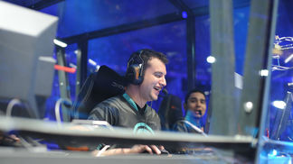 Central eSports: Immortals é vice no PGL Major Kraków e rodada final do CBLoL 2017 kNg, mais novo membro da Immortals, sorri durante jogo no PGL Major Kraków