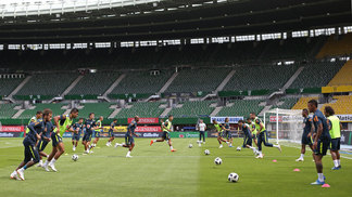 Sobre enfrentar sistemas defensivos na Copa do Mundo: a realidade do Brasil Seleção brasileira realiza treino em Viena