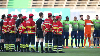 Portugal fará amistosos de novembro em cidades atingidas por incêndios Minuto de silêncio antes do jogo Vitória de Setúbal x Marítimo pelo Português