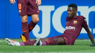 Lesão de Dembélé vai fazer Barcelona economizar R$ 37 milhões; veja o motivo Ousmane Dembélé após se lesionar pelo Barcelona contra o Getafe