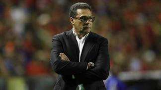 Sabotagem, cartola que 'não sabe nada' e planejamento: como Luxemburgo explica demissões Vanderlei Luxemburgo foi demitido do Sport após derrota na Sul-Americana