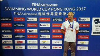 Brasileiro é bronze nos 50m costas em etapa da Copa do Mundo de piscina curta Nelson Silva Júnior Natação Medalha 50m