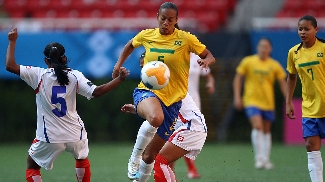 Ex-atletas indicam Aline Pellegrino para diretora de futebol feminino da CBF Rosana é um dos destaques da zaga brasileira