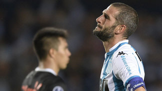 Libertad segura o Racing e vai à semifinal da Copa Sul-Americana Libertad eliminou o Racing na Sul-Americana