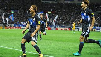 Japão vence Austrália e é a quarta seleção garantida na Copa de 2018 Japão vence a Austrália e se classifica para a Copa do Mundo na Rússia