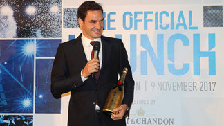 Roger Federer domina melhores do ano da ATP e chega a 3 prêmios Federer conquistou três prêmios neste ano