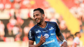 São Bento vence Botafogo-SP e assume a liderança do grupo B São Bento venceu e assumiu a liderança