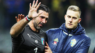 Como Buffon virou o jogador mais admirado do mundo Buffon Lamenta Itália Suécia Repescagem Copa-2018 13/11/2017