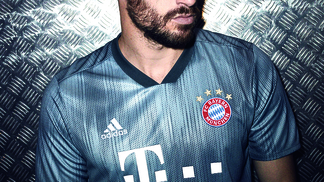 Bayern de Munique apresenta sua nova camisa 3 para a Champions Bayern Nova Camisa 3 Adidas 290818