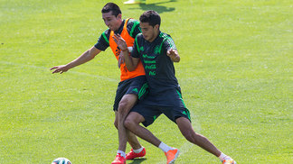 Jogadores mexicanos do Porto têm empresas-fantasma em Malta, diz investigação Héctor Herrera e Diego Reyes defendem a seleção mexicana