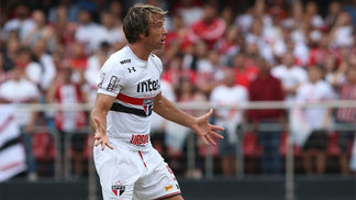 Em homenagem a Lugano, São Paulo lança documentário 'Don Diego' Lugano atuou com a camisa tricolor pela última vez