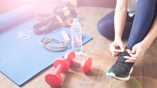Quer começar a treinar em casa? Veja dicas de expert Treino em casa