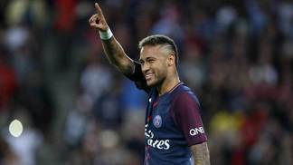 Valorização de 80% em três meses: em 'bolsa de valores' de jogadores, nada rende mais que ações de Neymar Neymar, na vitória do PSG sobre o Toulouse no Francês