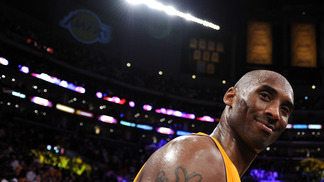Eu nunca quis ser como Kobe Bryant, mas nunca amei outro jogador como amo Kobe Bryant Vá em paz, Mamba