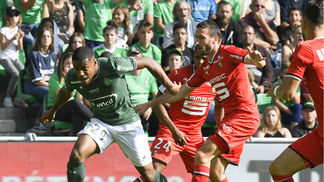 Com gol de brasileiro, Saint-Etienne empata com Rennes em casa Times não passaram de um empate pelo Campeonato Francês