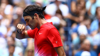 Federer diz que gostaria de jogar duplas com Nadal na Copa Laver Federer suando para vencer no US Open