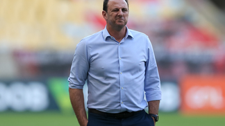 Se o Rogério Ceni fosse técnico do Palmeiras, a história seria outra! Rogério Ceni durante jogo entre Fortaleza e Flamengo