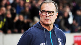 Bielsa tinha 'contrato secreto' com o Lille que lhe garantia indenização gigante em caso de demissão; veja quanto ele receberá Marcelo Bielsa Lille Saint-Etienne Campeonato Francês 17/11/2017