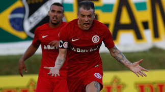 Internacional passa fácil pelo lanterna ABC e cola na liderança D'Alessandro deixou sua marca diante do ABC