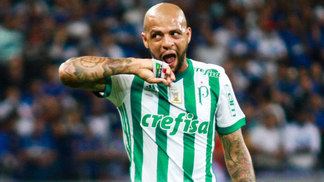 2.580.000 vezes no Google: como Felipe Melo, jogando pouco, é o maior assunto no Palmeiras Felipe Melo durante o jogo do Palmeiras contra o Cruzeiro pela Copa do Brasil