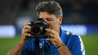 Renato vê Real como favorito, mas diz que Grêmio tem condições de ganhar e afirma: 'Não viemos para passear' Renato Gaúcho Treino Futebol Emirados Árabes Grêmio Getty 15/12/2017