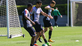 'Espero permanecer aqui', afirma Robinho sobre renovação com o Galo Fred e Robinho ainda são os preferidos de Micale