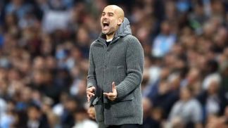 Como Guardiola usou o "modo Arteta" para fazer o Arsenal cair em sua armadilha? Confira a análise Pep Guardiola, bicampeão inglês com o City