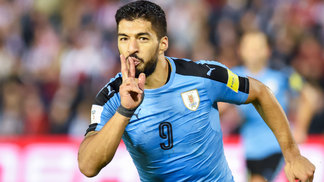 Os prováveis convocados e o otimismo do Uruguai a 80 dias da Copa Luis Suarez Comemora Gol Uruguai Paraguai Eliminatórias Copa-2018 05/09/2017