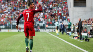 Cristiano Ronaldo é poupado e está fora da convocação de Portugal; veja lista Cristiano Ronaldo fez três gols de Portugal contra Ilhas Faroe