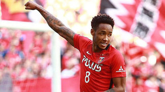 Em alta no Japão, brasileiro comemora chance de enfrentar Dortmund: 'Me espelho muito no Aubameyang' Rafael Silva soma sete gols em 14 jogos nesta edição do Campeonato Japonês