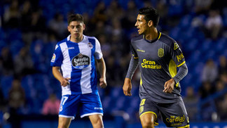 Betis tropeça, e La Coruña vence fora de casa pelo Espanhol La Coruña ganhou do Las Palmas