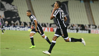 Ceará bate o Vila Nova no Castelão e entra no G-4 da Série B Ex-Vasco e Corinthians, Elton abriu o placar no primeiro tempo