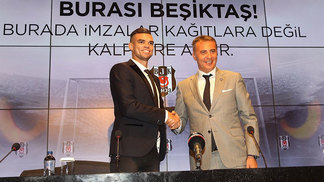 Pepe é apresentado: 'Tive propostas de Inglaterra, Itália e França, mas a minha escolha foi o Besiktas' Pepe assinou por duas temporadas com o Besiktas