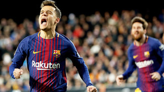 Americanos, japoneses e turcos: como Barcelona terá camisa de quase R$ 1 bilhão, a mais cara do mundo Philippe Coutinho comemora após marcar seu primeiro gol pelo Barcelona