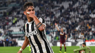 Vice-líder Juventus busca vitória fora de casa contra a Sampdoria Dybala marcou duas vezes contra o Torino, no sábado