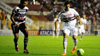 Em ensaio para pegar o Emelec, Inter testa 3-5-2 diante do Aimoré Ganso esteve diretamente envolvido nos gols do São Paulo no segundo tempo
