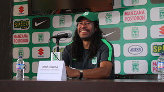 Campeão da Libertadores com o Atlético Nacional, Higuita é o novo treinador de goleiros do clube René Higuita já foi apresentado como novo treinador de goleiros do Atlético Nacional
