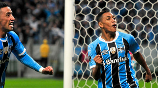 Após confusão no site, Grêmio confirma a venda de Pedro Rocha Pedro Rocha comemora gol contra o Godoy Cruz, em Porto Alegre