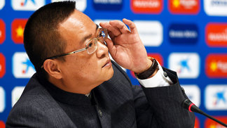 Quer um chinês investindo no seu clube? Na Europa, a maioria que tem um se dá mal Chen Yansheng Coletiva Espanyol 20/01/2016