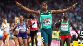Sul-africana bate recorde mundial dos 600 metros que durava 20 anos Caster Semenya ficou com a medalha de ouro neste domingo