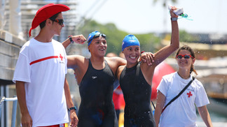 Rivais desde 2006, Ana Marcela Cunha e Poliana Okimoto vão competir juntas pela primeira vez Poliana e Ana Marcela Cunha vão compor a mesma equipe no Rei e Rainha do Mar