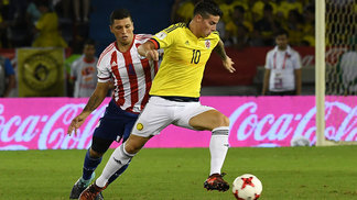 Colômbia perde em casa para o Paraguai e busca classificação para Copa na última rodada das Eliminatórias Jamez Rodriguez Colombia x Paraguai Eliminatórias 05/10/2017
