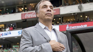 Após fiasco nas eliminatórias, técnico se demite do comando dos Estados Unidos Técnico Bruce Arena não conseguiu levar os Estados Unidos à Copa do Mundo de 2018