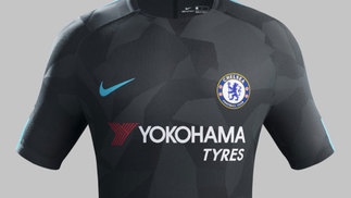 Pacotão: Chelsea, Tottenham e Manchester City apresentam novas camisas 3 Chelsea Nova Camisa 3 Nike 12/09/2017