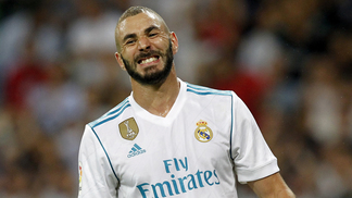Presidente da federação francesa diz que Benzema segue 'convocável' e alfineta Liga espanhola por fair play financeiro Benzema lamenta: francês perdeu série de gols para o Real contra o Valencia